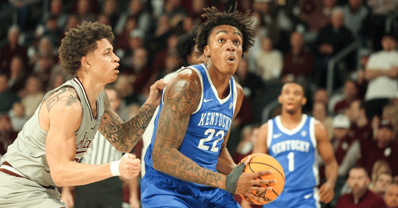 Kentucky C Amari Williams posts up at Mississippi State, via Wesley Hale-Imagn Images