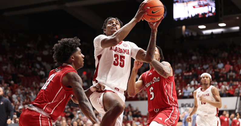 Alabama forward Derrion Reid