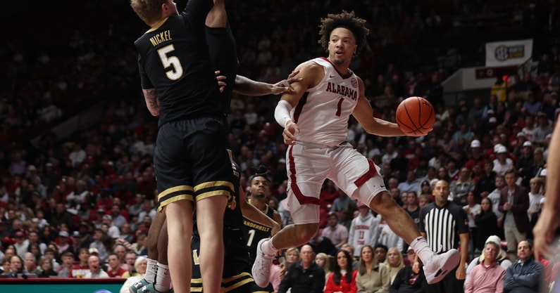Alabama guard Mark Sears