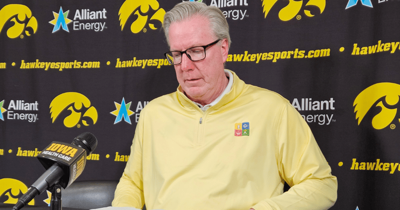Fran McCaffery(17)