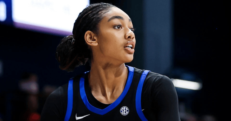 no-12-kentucky-no-13-oklahoma-in-norman-moving-to-sec (1)