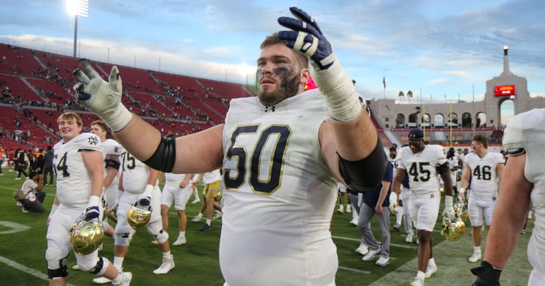 Notre Dame IOL Rocco Spindler transfers to Nebraska