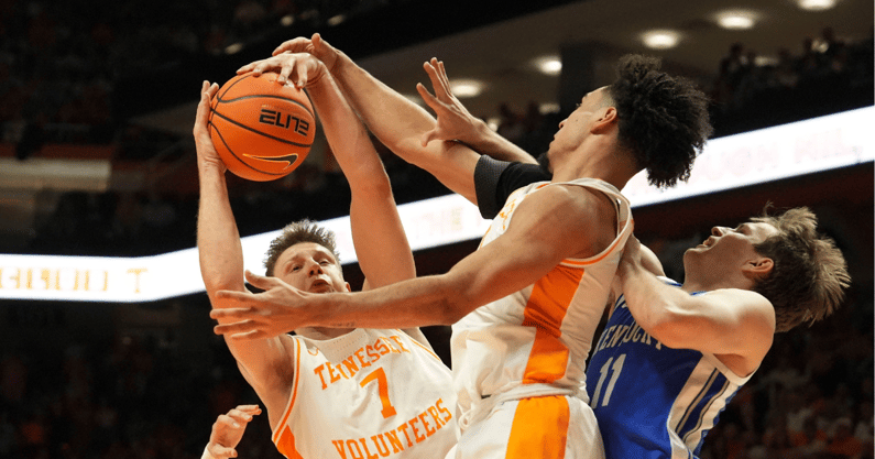 Tennessee's Igor Miličić Jr. (7) grabs a rebound against Kentucky - Imagn Images