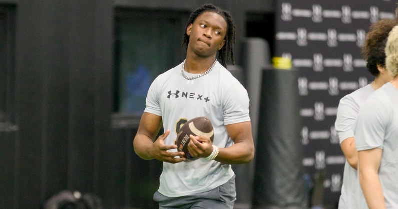 2027 LA QB Malachi Zeigler2