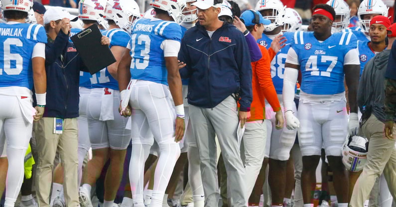NCAA Football: Georgia at Mississippi