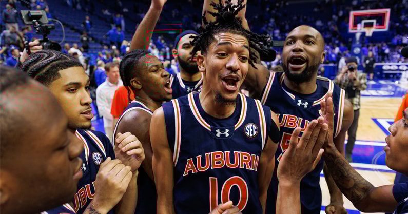 auburn-celebration-rupp-arena
