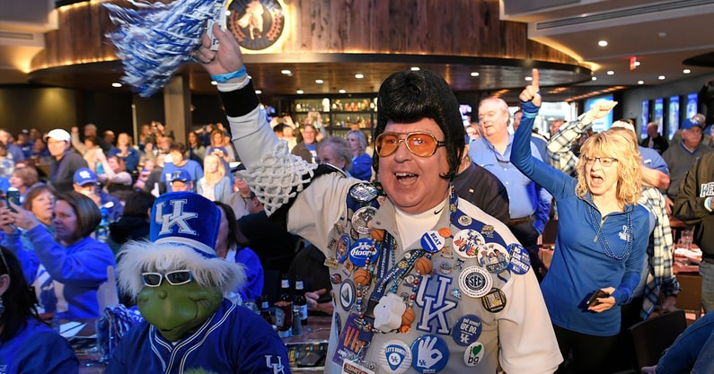 kentucky-fans-sec-tournament
