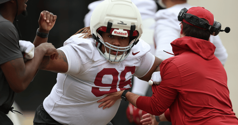 Alabama DL Tim Keenan
