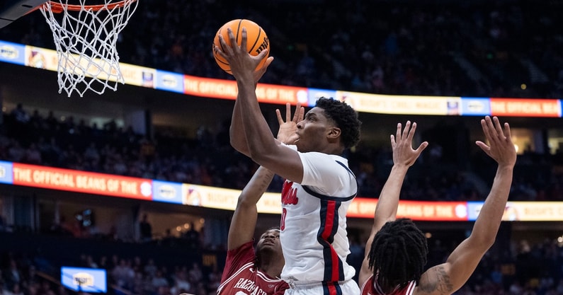 ole-miss-vs-auburn-how-to-watch-stream-spread