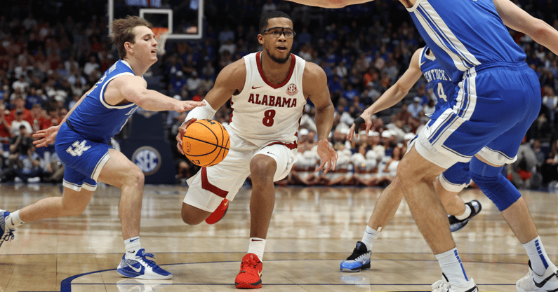 Alabama guard Chris Youngblood