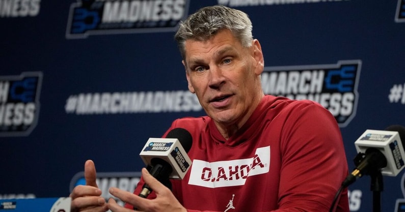 Porter Moser46