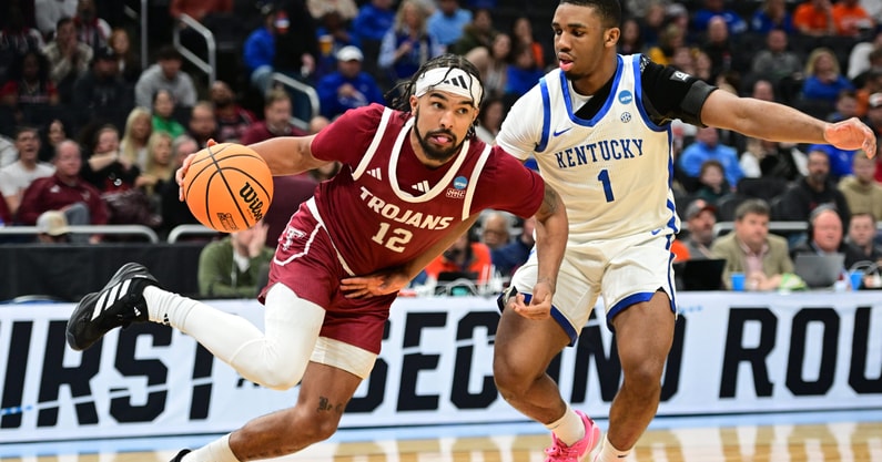 NCAA Basketball: NCAA Tournament First Round-Troy at Kentucky