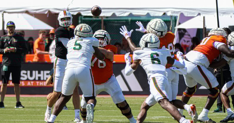 Emory Williams pass during spring game