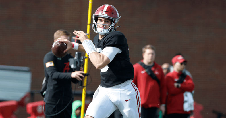 Alabama QB Ty Simpson