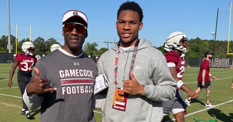 Kosci Barnes and South Carolina DB coach Torrian Gray (Photo: Kosci Barnes | X)