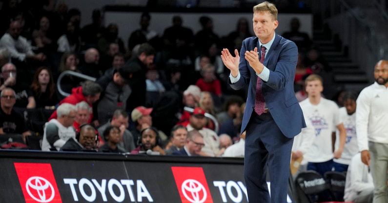 NCAA Basketball: Illinois-Chicago at Cincinnati