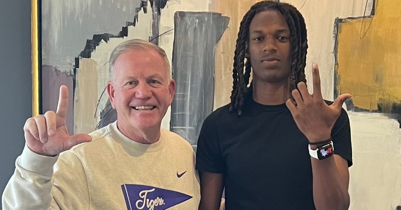 LSU has landed a commitment from Top 100 prospect Havon Finney