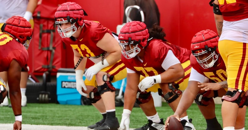 USC offensive linemen during a spring practice with the Trojans