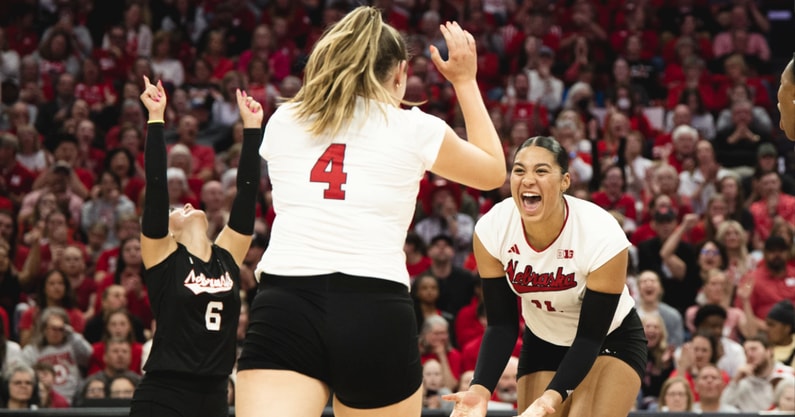Nebraska volleyball Teraya Sigler