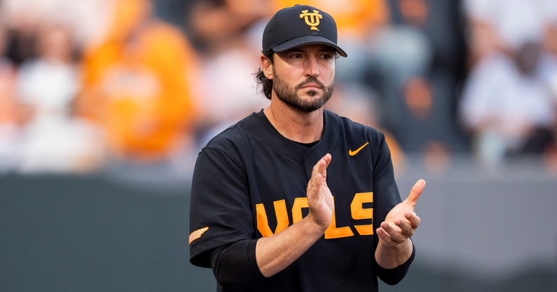 Tony Vitello. Credit: © Brianna Paciorka/News Sentinel / USA TODAY NETWORK via Imagn Images