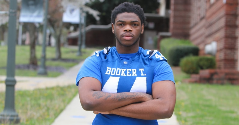 New South Carolina DL offer Wihtelly Cadeau (Photo: Jeremy Johnson | On3)