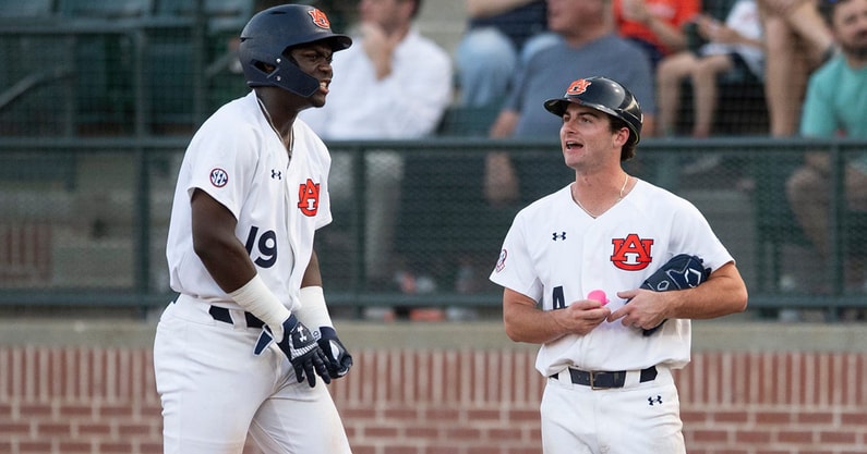 Auburn first base coach Andrew Dutton