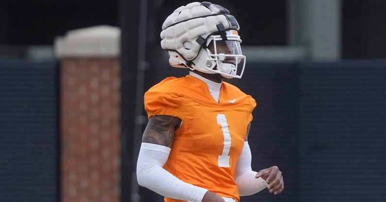 Tennessee CB Rickey Gibson