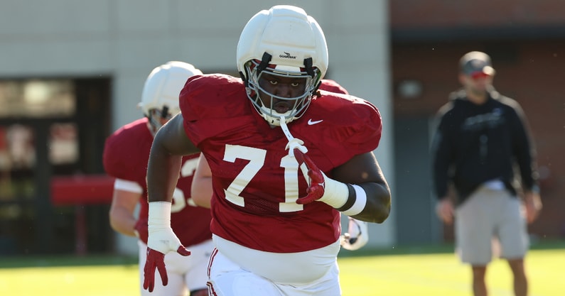 Alabama OL Kam Dewberry