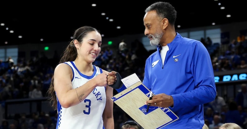 could-amoore-be-brooks-successor-coach-kentucky-wbb