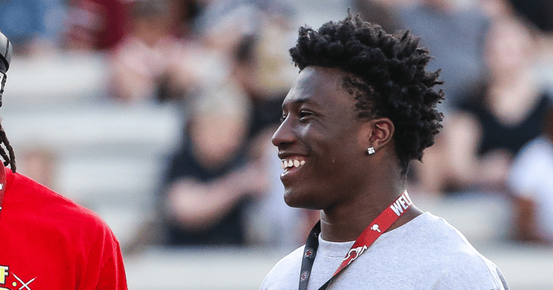 south carolina gamecocks football recruiting target joshua dobson