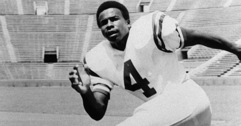 LSU Football great Charles Alexander will have his jersey retired (Photo: LSU)