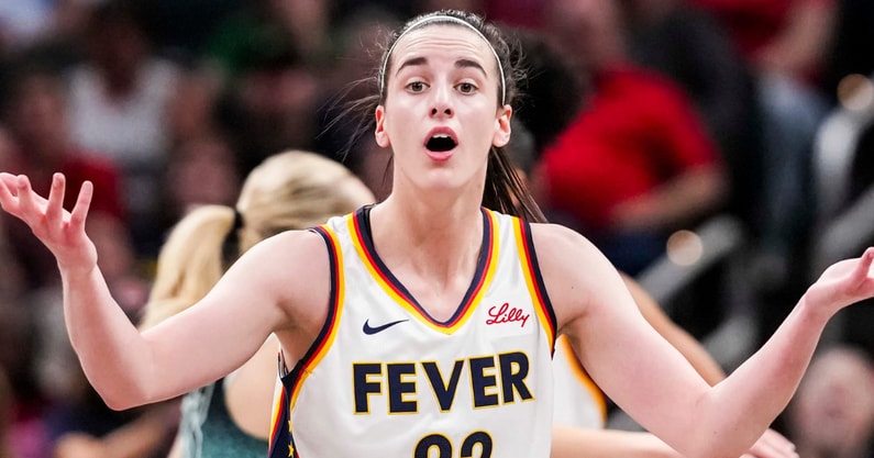 Caitlin-Clark-reacts-controversial-ending-Liberty-loss-Stephanie-White-calls-out-refs