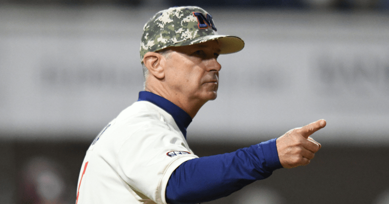Mike-Bianco-reacts-knocking-Arkansas-LSU-out-SEC-Tournament