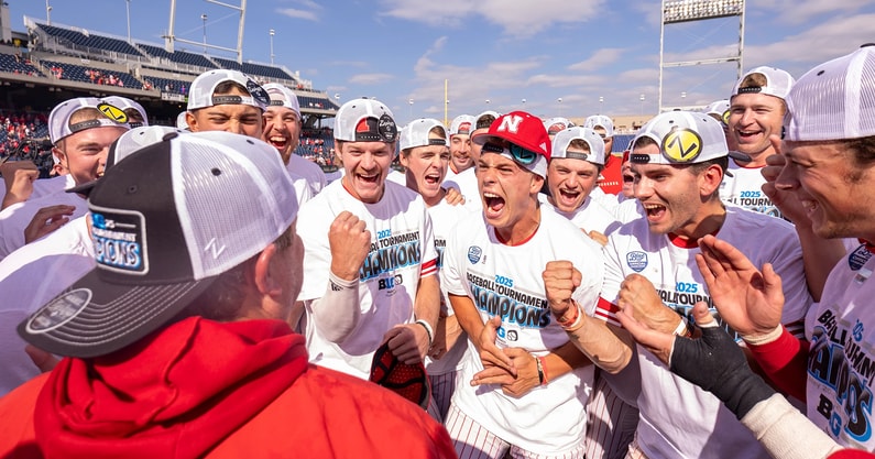 Nebraksa baseball vs. UCLA