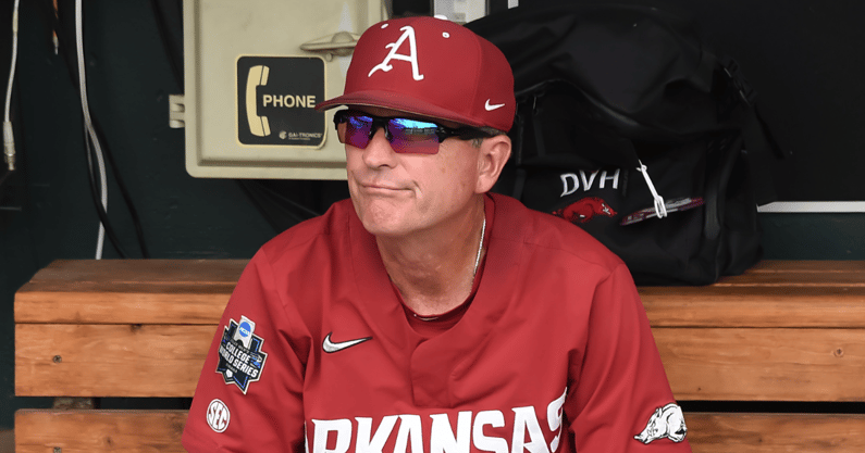 Dave-Van-Horn-describes-Arkansas-players-demeanor-after-seeing-Fayetteville-Regional-opponents