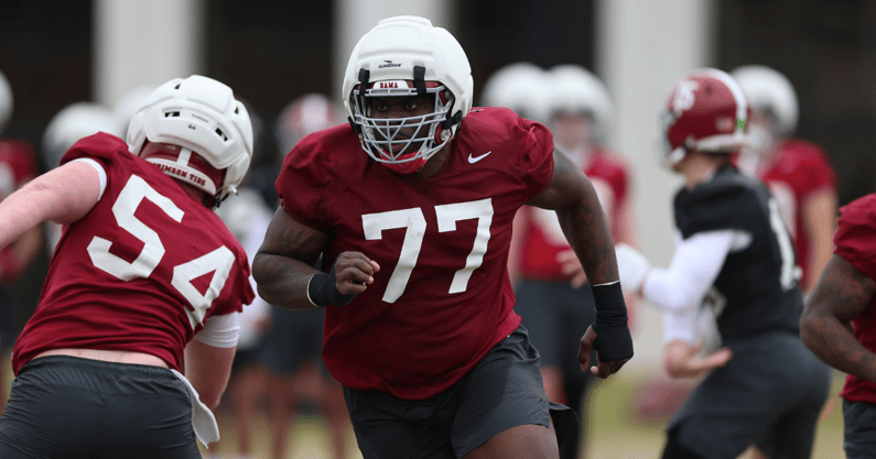 Alabama OL Jaeden Roberts