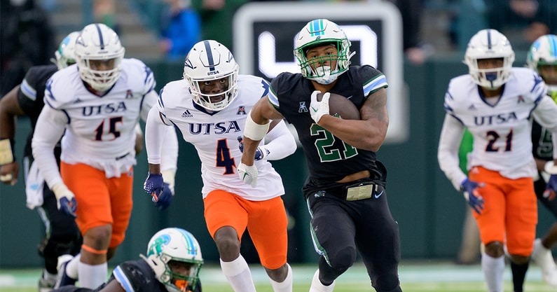 Oregon running back Makhi Hughes