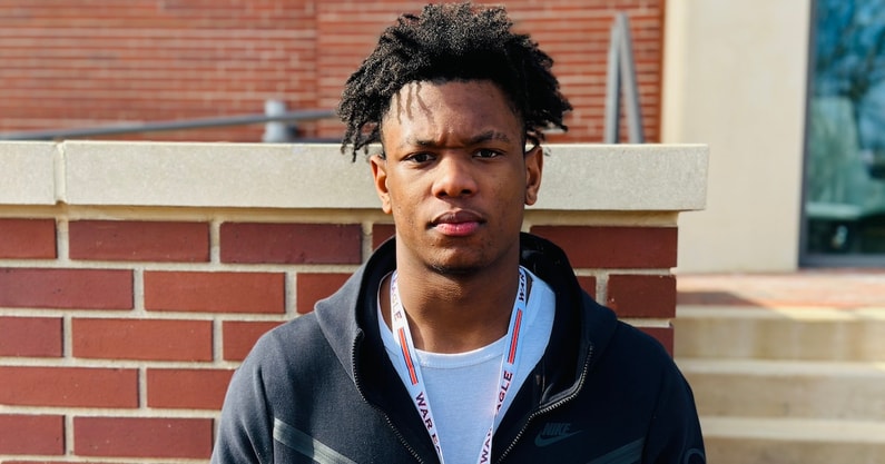 ole-miss-adds-another-4-star-sec-commit-to-official-visit-list-jamichael-garrett