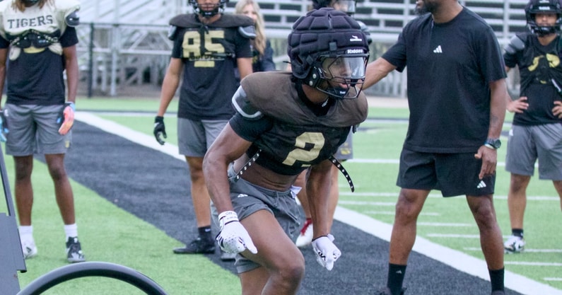 2027 OK CB Bryson Brown4