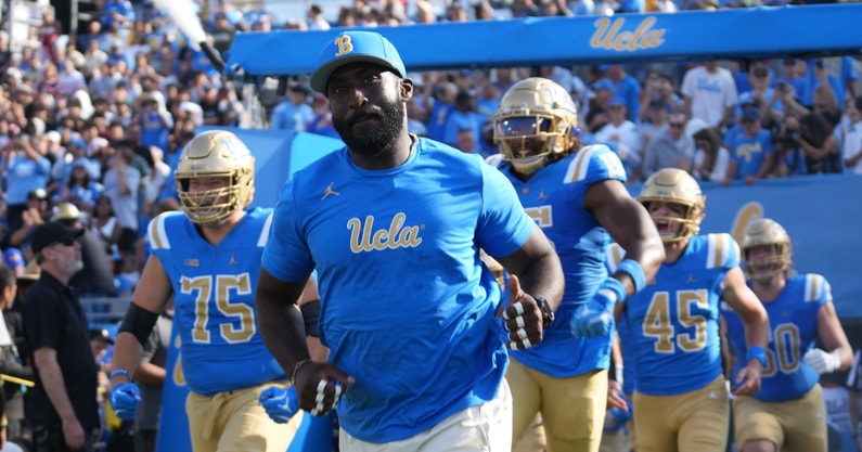 DeShaun Foster, UCLA