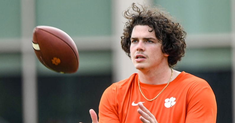 Dabo-Swinney-reveals-how-long-he-recruited-Ian-Schieffelin-swap-from-basketball-football