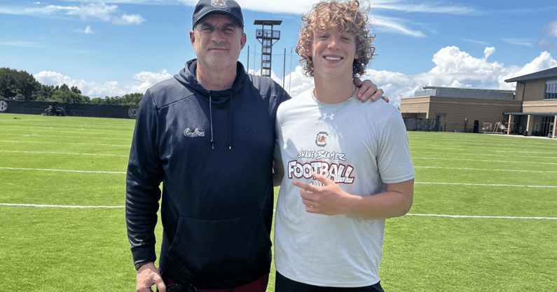 Class of 2028 quarterback Brady Quinn with South Carolina offensive coordinator Mike Shula. Photo credit: Brady Quinn | @QBQuinn2 on Twitter/X