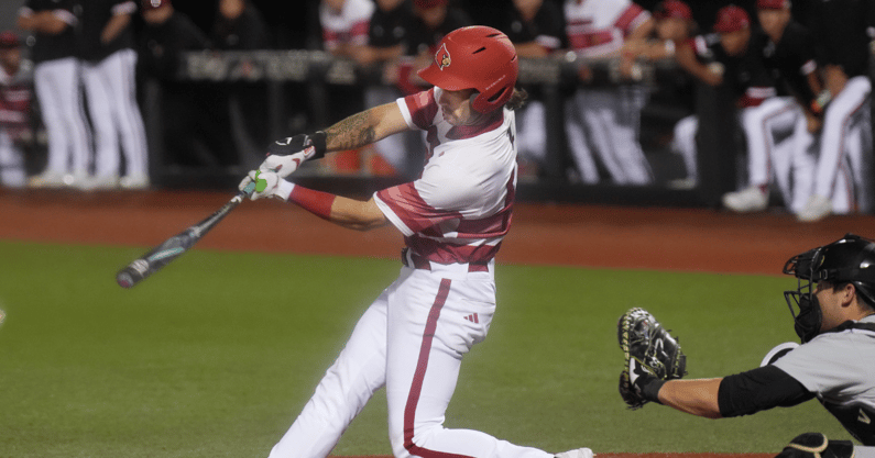 NCAA-Baseball-Louisville-Super-Regional-weather-delay-When-Louisville-vs-Miami-will-start