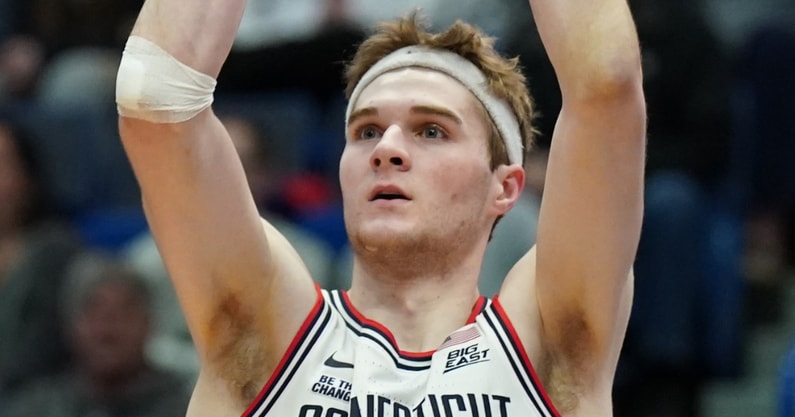 Phoenix-Suns-select-Liam-McNeeley-in-2025-NBA-Draft-trade-to-Charlotte-Hornets
