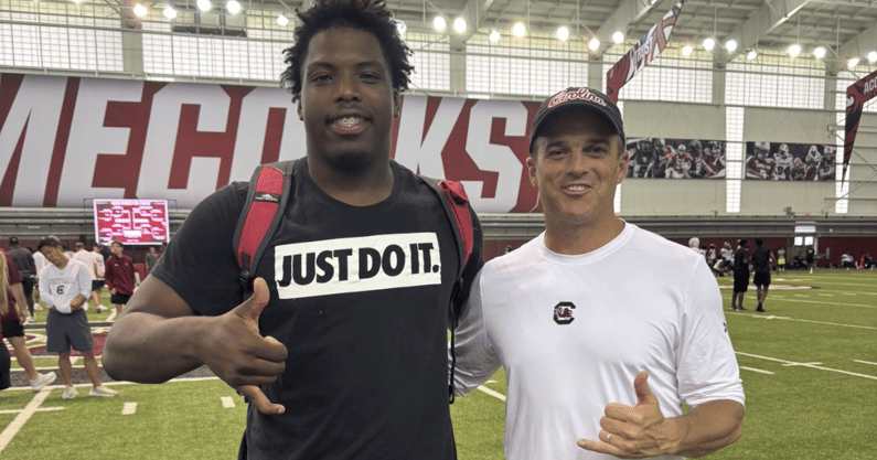 Class of 2027 offensive lineman Junior Saunders on a visit to South Carolina. Photo credit: Junior Saunders | @JRSaunders8 on Twitter/X