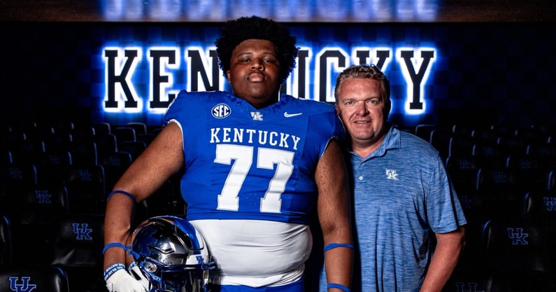 Photo of Cameron Miller (left) and Eric Wolford via UK Athletics