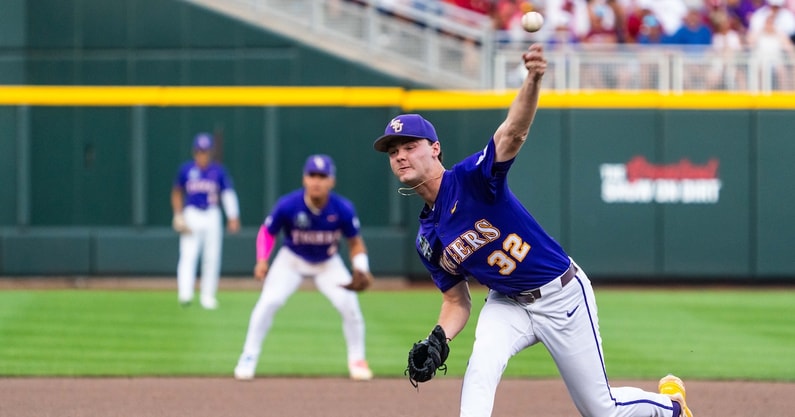 NCAA Baseball: College World Series-Arkansas v LSU