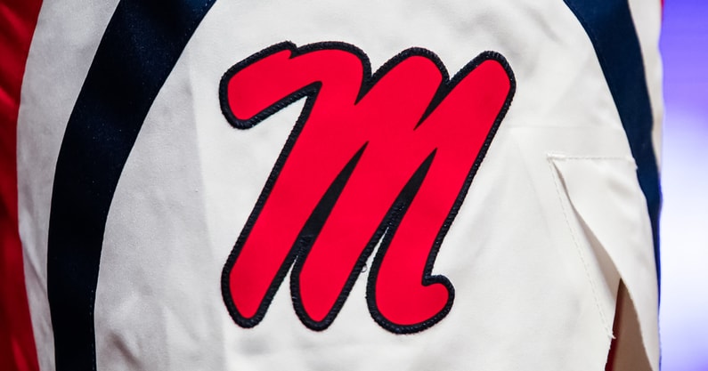 Ole Miss Basketball Logo