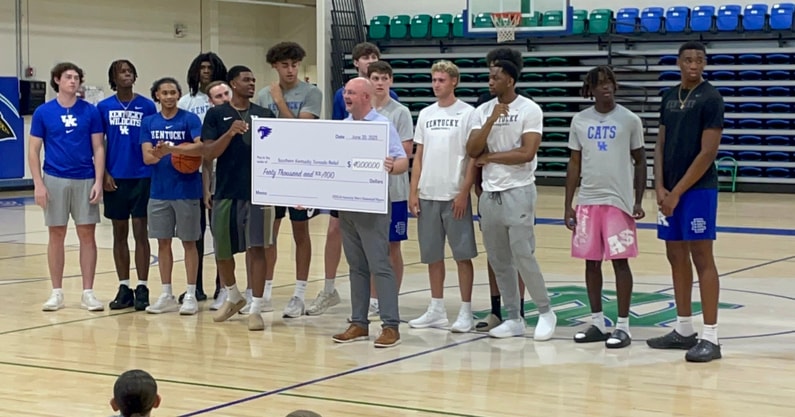 Kentucky MBB donates $40,000 toward tornado relief effort during satellite camp at North Laurel