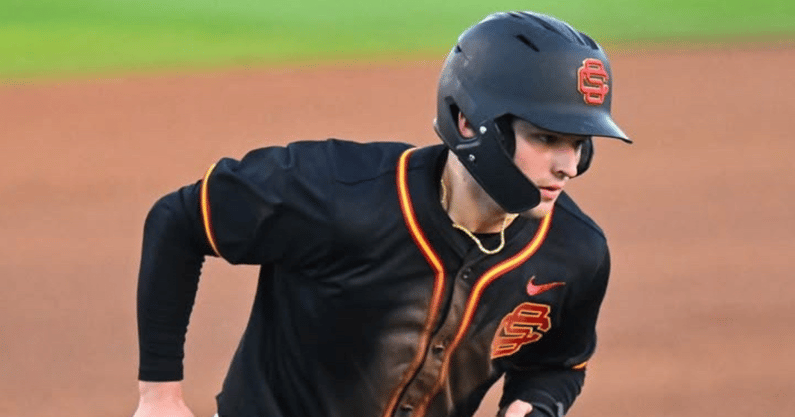 USC-outfielder-Brayden-Dowd-enters-NCAA-Transfer-Portal